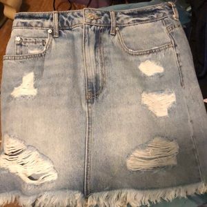 denim ripped skirt
